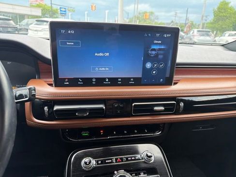 Certified 2022 Lincoln Nautilus Reserve AWD/4WD image 23