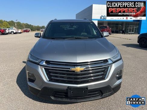 Used 2023 Chevrolet Traverse LT image 9