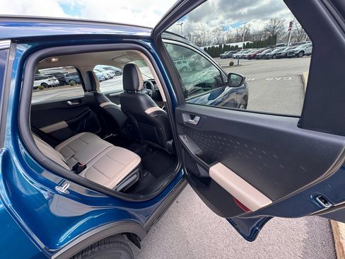 Used 2020 Ford Escape SEL image 25