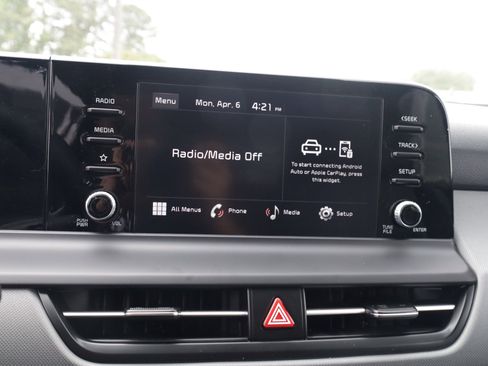 New 2026 Kia Seltos LX FWD image 11