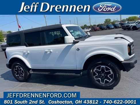 Used 2025 Ford Bronco Outer Banks AWD/4WD image 1