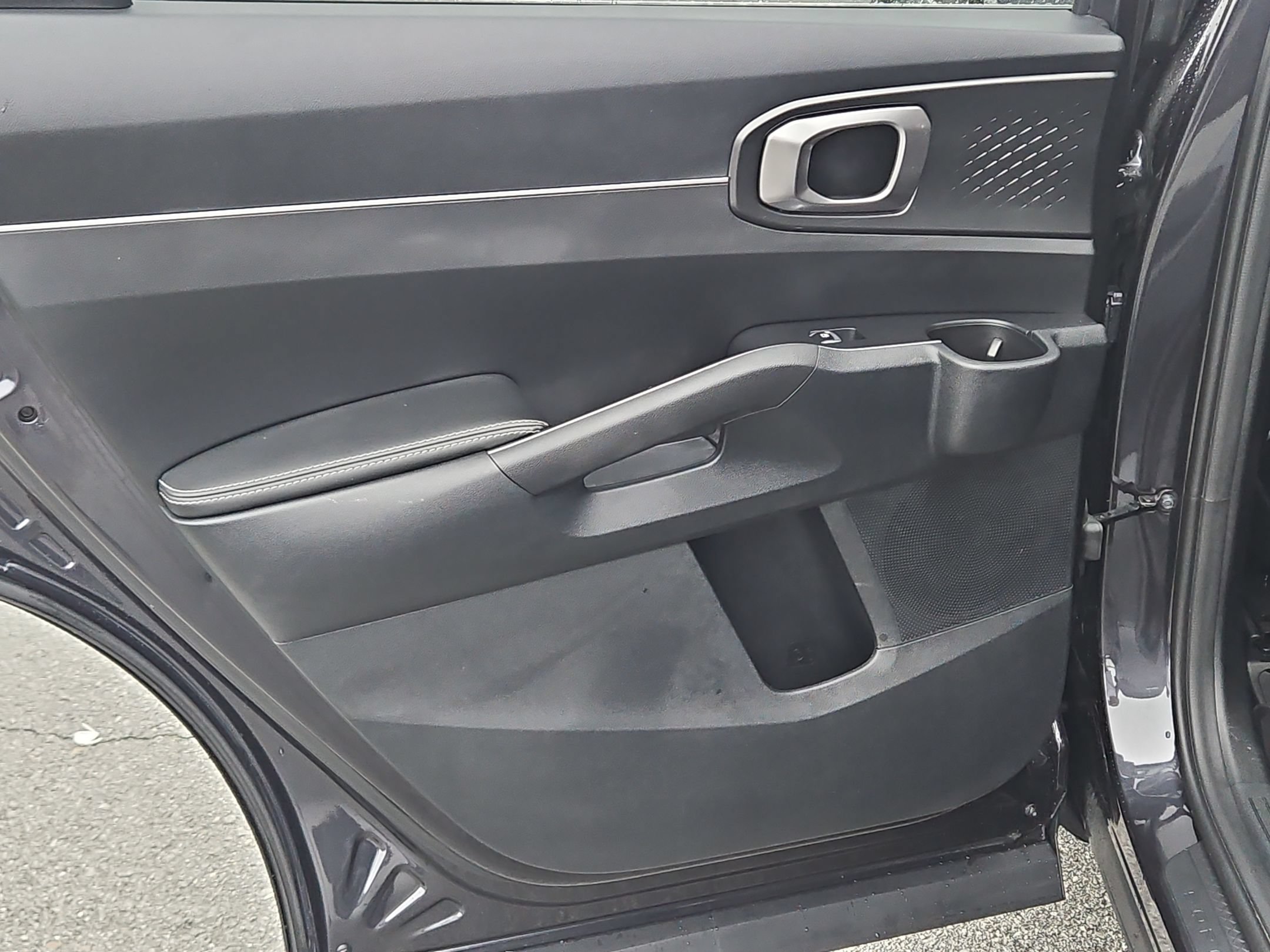 Used 2025 Kia Sorento S w/ Panoramic Sunroof Package FWD image 35