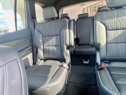 New 2026 Buick Enclave Avenir w/ Super Cruise Package image 16