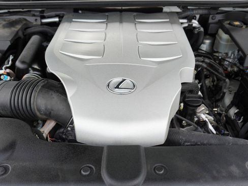 Used 2018 Lexus GX 460 Premium w/ Premium Package image 33