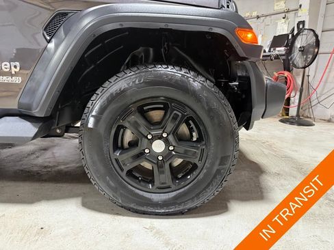 Certified 2020 Jeep Wrangler Sport AWD/4WD image 33