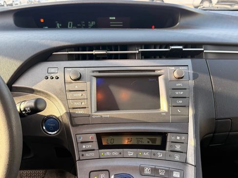 Used 2014 Toyota Prius Three FWD image 26