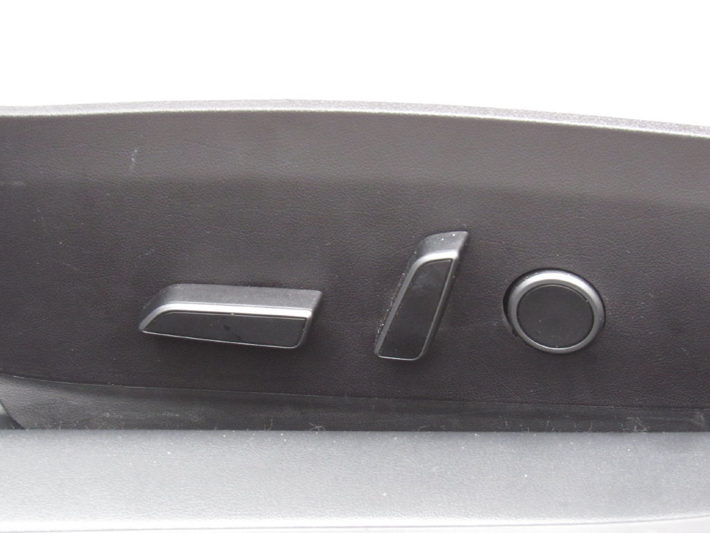 Used 2021 Tesla Model 3 Performance AWD/4WD image 12