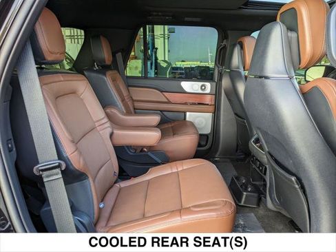 Used 2024 Lincoln Navigator Reserve AWD/4WD image 32