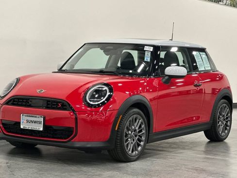 Used 2025 MINI Cooper S FWD image 8