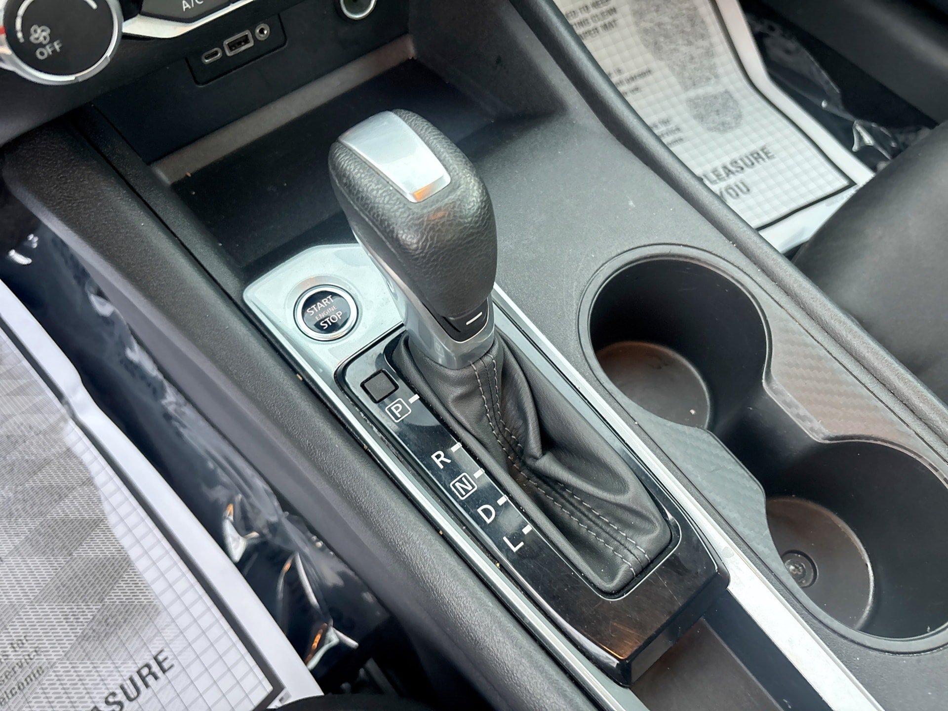 Used 2025 Nissan Altima 2.5 SV FWD image 22