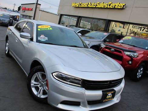 Used 2020 Dodge Charger SXT image 32