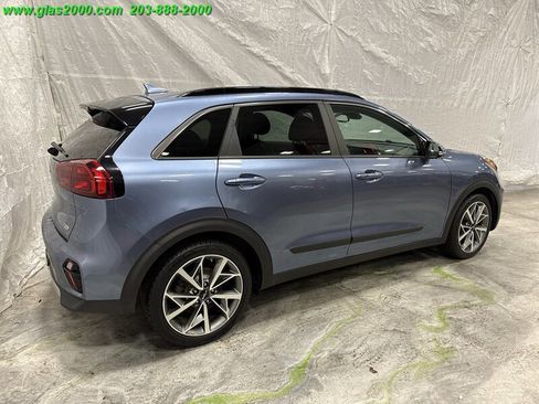 Used 2022 Kia Niro Touring Special Edition image 8