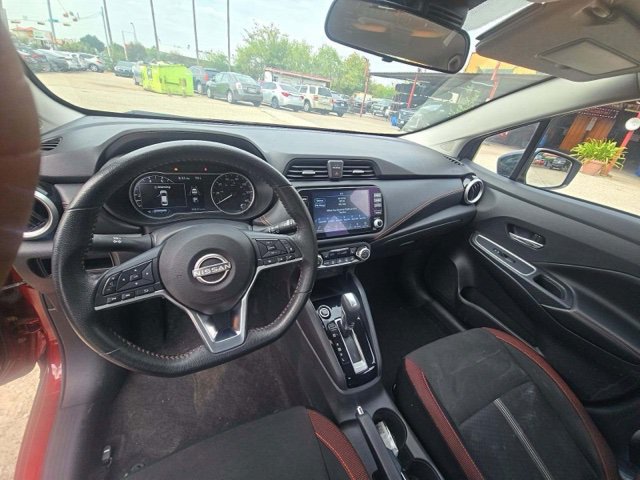 Used 2025 Nissan Versa SR FWD image 6