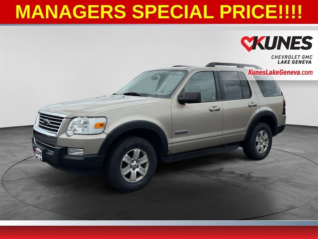 Used 2007 Ford Explorer XLT AWD/4WD image 3