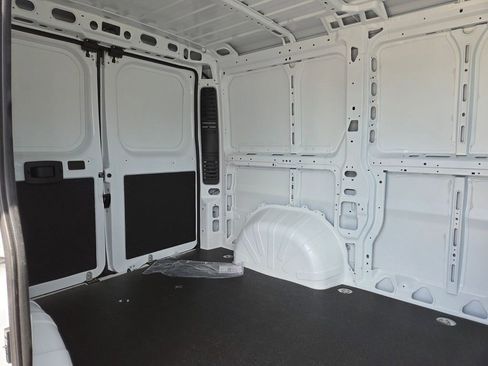New 2026 RAM ProMaster 1500 w/ Convenience Group FWD image 9