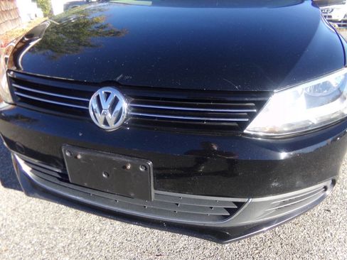 Used 2013 Volkswagen Jetta SE image 3