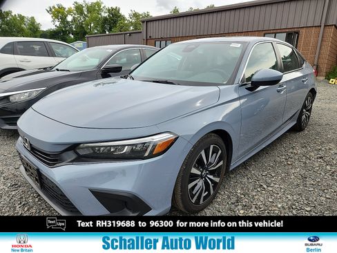 Used 2024 Honda Civic EX image 1