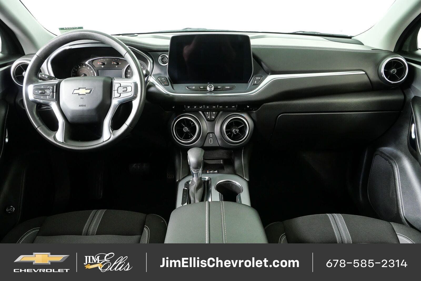 Certified 2024 Chevrolet Blazer LT w/ Convenience Package FWD image 19