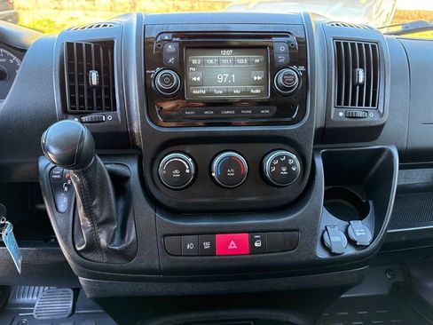 Used 2016 RAM ProMaster 2500 w/ Premium Appearance Group image 22