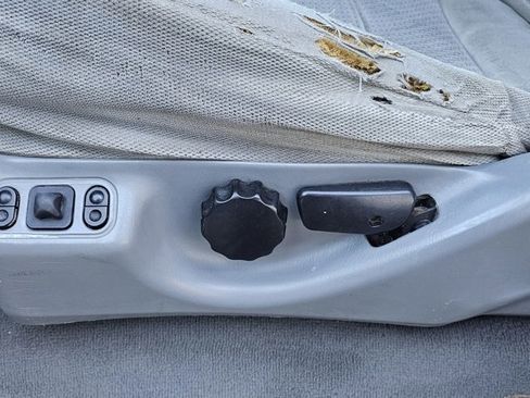 Used 2006 Ford F350 XLT image 17