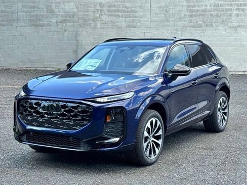 New 2026 Audi Q3 quattro 2.0T AWD/4WD image 4