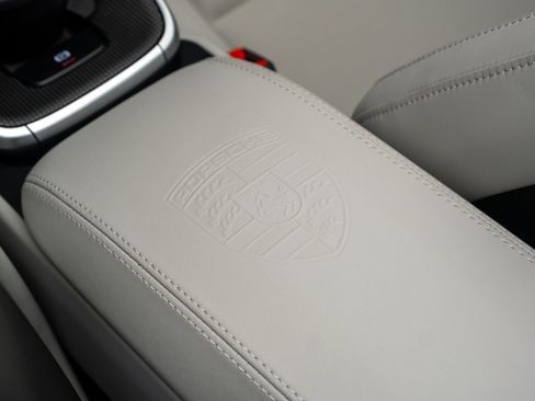 Certified 2024 Porsche 911 Carrera S RWD image 35