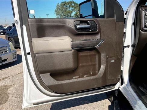 Used 2023 Chevrolet Silverado 3500 LTZ w/ LTZ Plus Package image 17