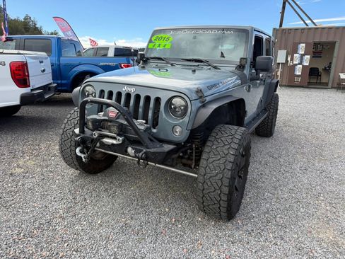 Used 2015 Jeep Wrangler Unlimited Sport w/ Quick Order Package 24S AWD/4WD image 5