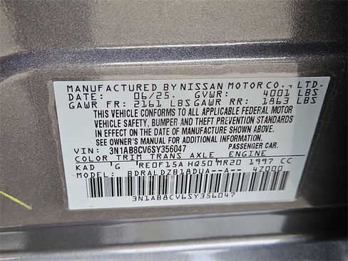 Used 2025 Nissan Sentra SV image 27