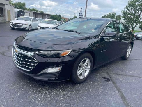 Used 2024 Chevrolet Malibu LS FWD image 3
