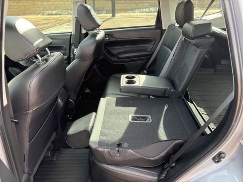 Used 2018 Subaru Forester 2.5i Touring image 30