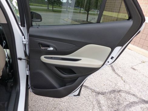 Used 2019 Buick Encore Essence w/ Experience Buick Package AWD/4WD image 42