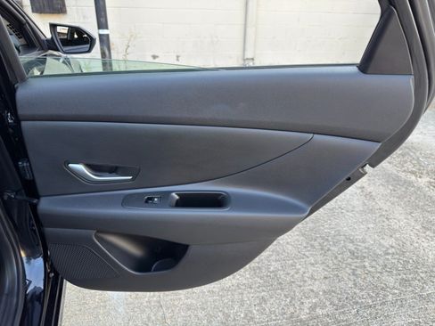 Used 2023 Hyundai Elantra SEL w/ Cargo Package FWD image 38
