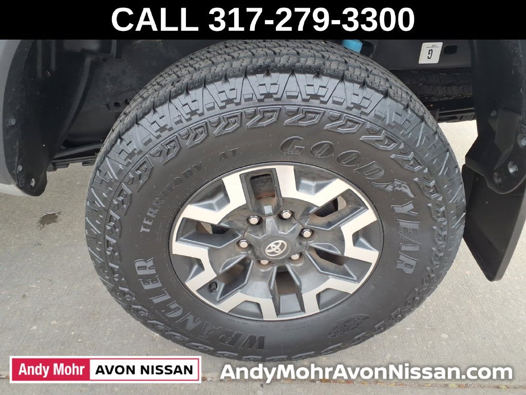 Used 2023 Toyota Tacoma TRD Off-Road w/ TRD Premium Off Road Package AWD/4WD image 13