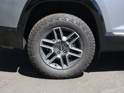 New 2026 GMC Terrain AT4 w/ Convenience Package III image 9
