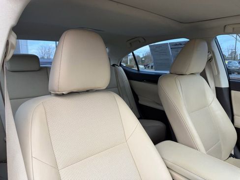 Used 2017 Lexus ES 350 w/ Premium Package image 21