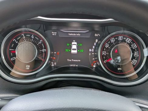 Used 2015 Dodge Challenger SXT Plus RWD image 26