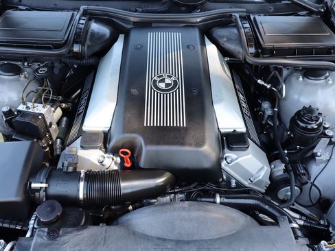 Used 2002 BMW 540i 540i image 39