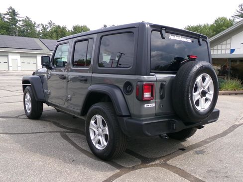 Used 2019 Jeep Wrangler Unlimited Sport S AWD/4WD image 3