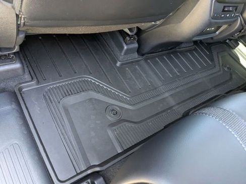 Certified 2025 Honda Pilot EX-L image 32
