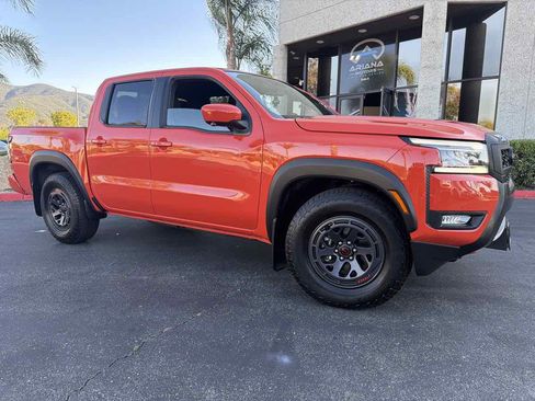 Used 2025 Nissan Frontier Pro-X w/ Pro Convenience Package RWD image 9