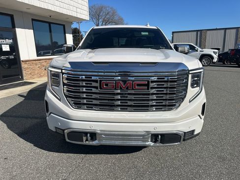 Used 2022 GMC Sierra 1500 Denali w/ Denali Reserve Package image 10