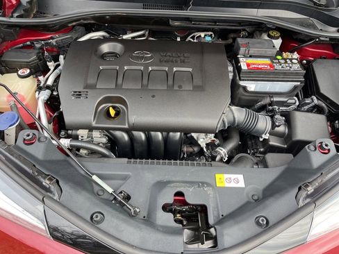 Used 2018 Toyota C-HR XLE image 11