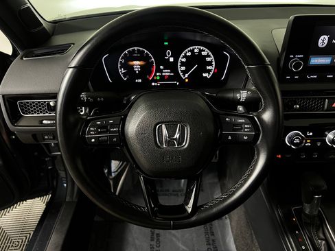 Used 2025 Honda Civic Sport image 14