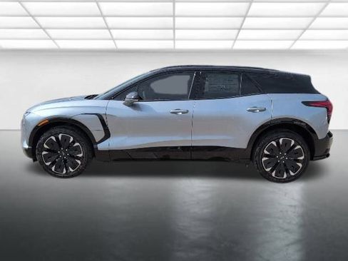 New 2026 Chevrolet Blazer EV RS FWD image 28