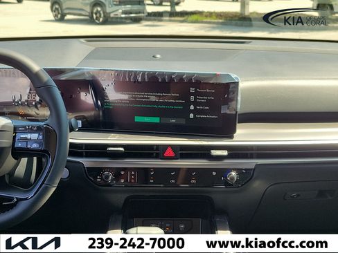 New 2026 Kia Sorento LX FWD image 17