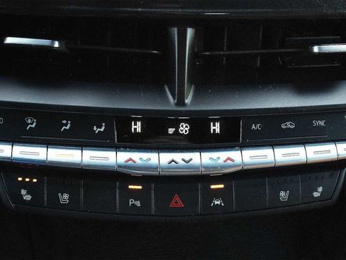 Used 2020 Cadillac CT4 Premium Luxury image 21