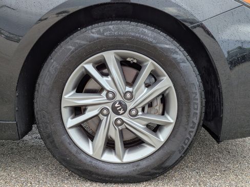 Used 2019 Kia Optima LX FWD image 11
