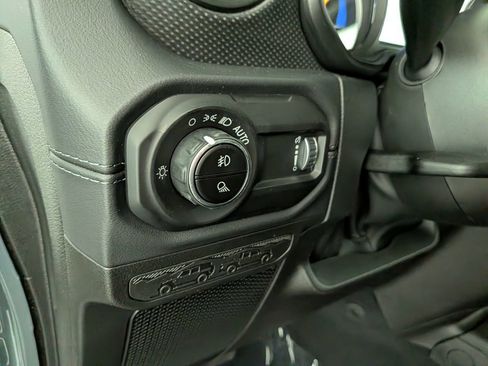 New 2026 Jeep Gladiator Rubicon w/ Safety Group AWD/4WD image 16