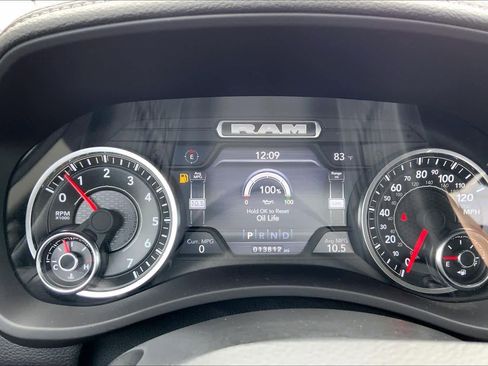 Used 2024 RAM 2500 Laramie w/ Protection Group AWD/4WD image 25
